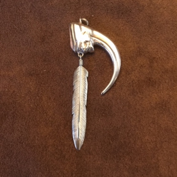 Native American Sterling Silver & Queen Pink stone Eagle Claw & Feather pendant - Picture 1 of 3